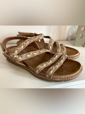 Eurosoft Braided Strappy Women's Sandals in size 10 wide
